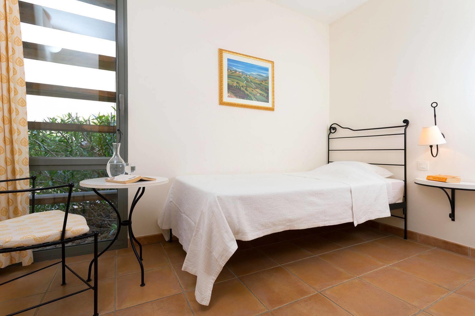 Saumane-de-Vaucluse Madame Vacances Domaine Du Provence Country Club Service Premium المظهر الخارجي الصورة